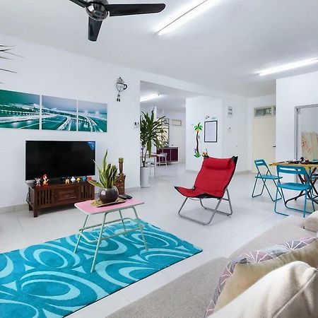 Homestay@Aeon Desa Tebrau ยะโฮร์บาห์รู ภายนอก รูปภาพ