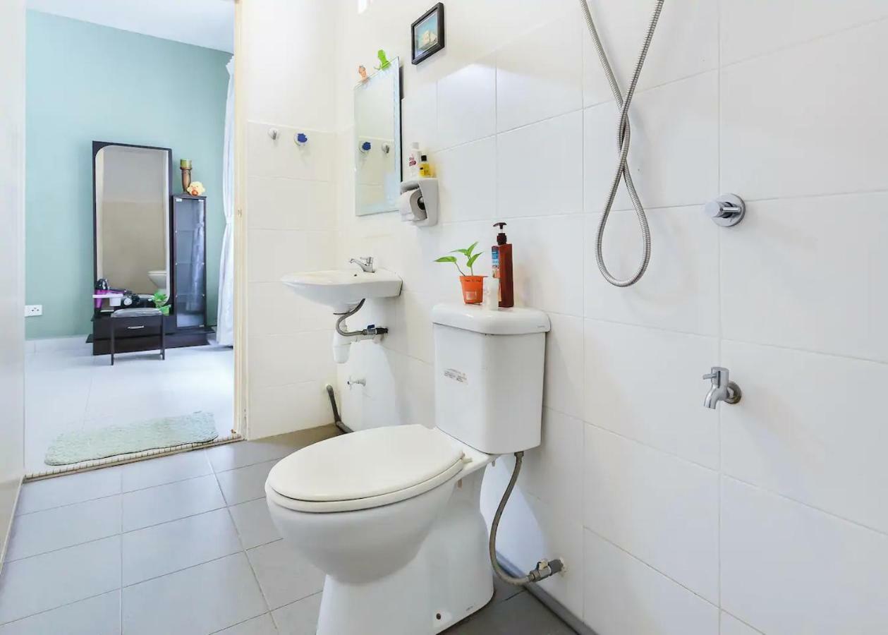 Homestay@Aeon Desa Tebrau ยะโฮร์บาห์รู ภายนอก รูปภาพ
