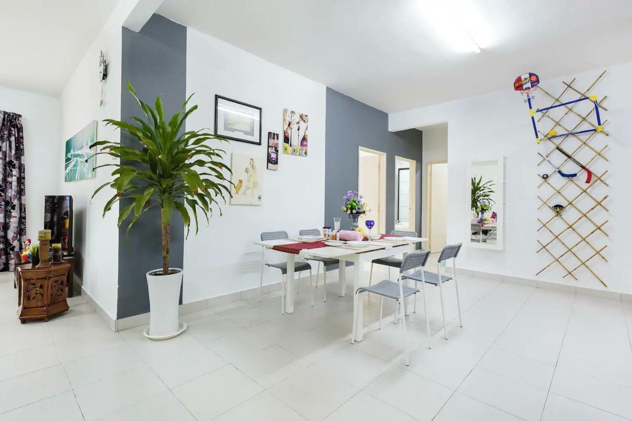 Homestay@Aeon Desa Tebrau ยะโฮร์บาห์รู ภายนอก รูปภาพ